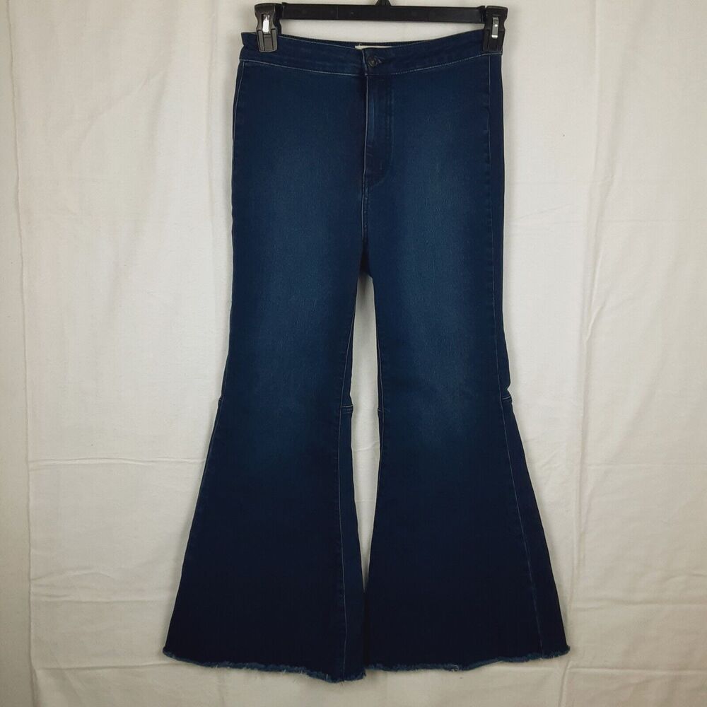 We The Free Size 28 Womens Dark Wash Flare Blue Jeans Raw Hem